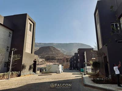 شاليه  جاهزللمعاينه sea view % ( بخصم 25 % ) +متشطب بالكامل للبيع فى قريه جبال jebal العين السخنه بالقرب من منتجع الجلاله وبورتو السخنه