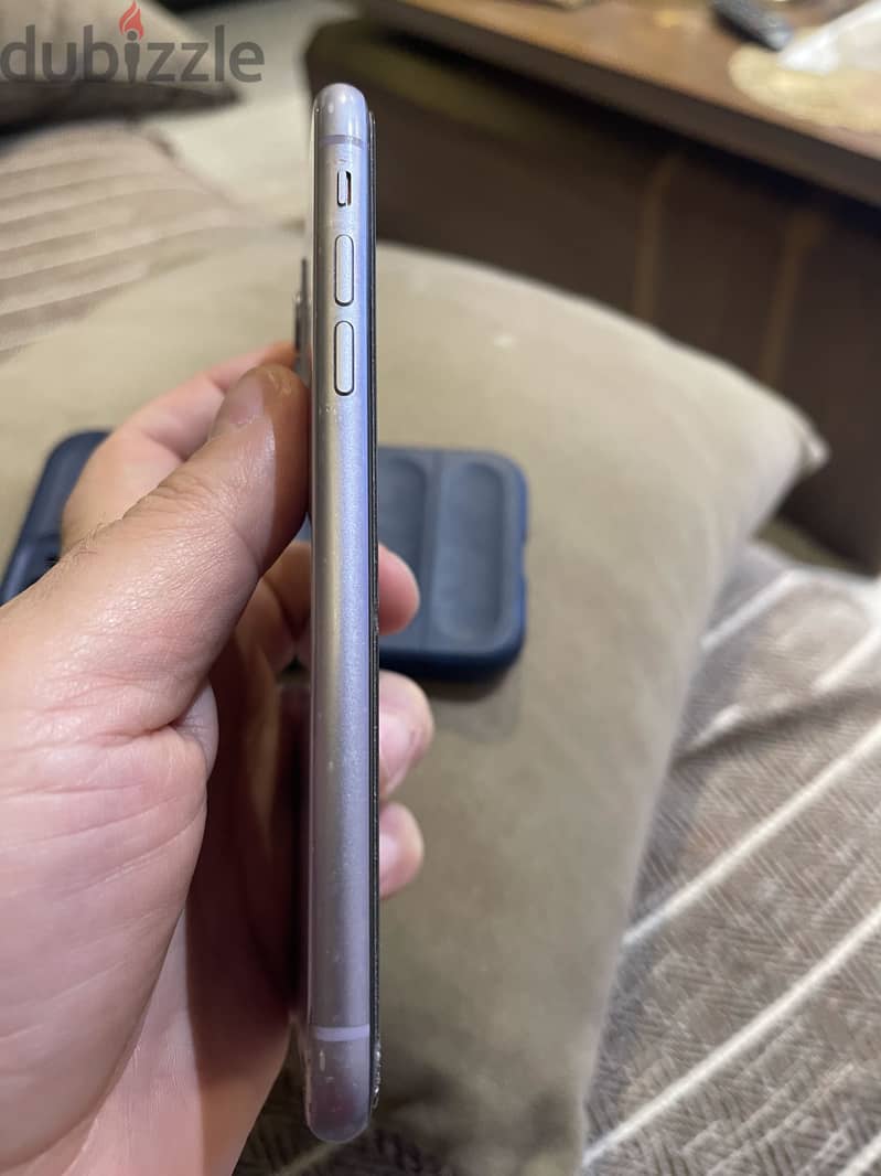 Apple - iPhone 11 2