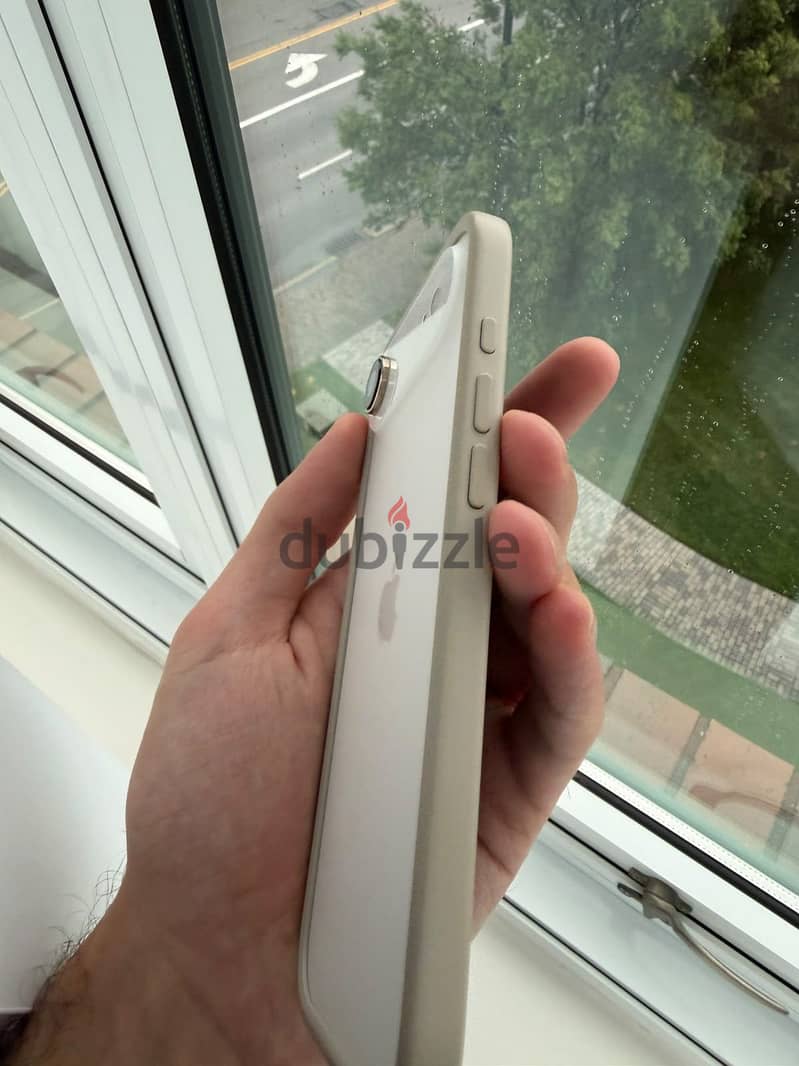 Apple - iPhone 17 Air 3