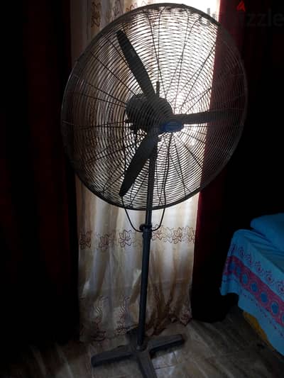 مروحة عمود للبيع