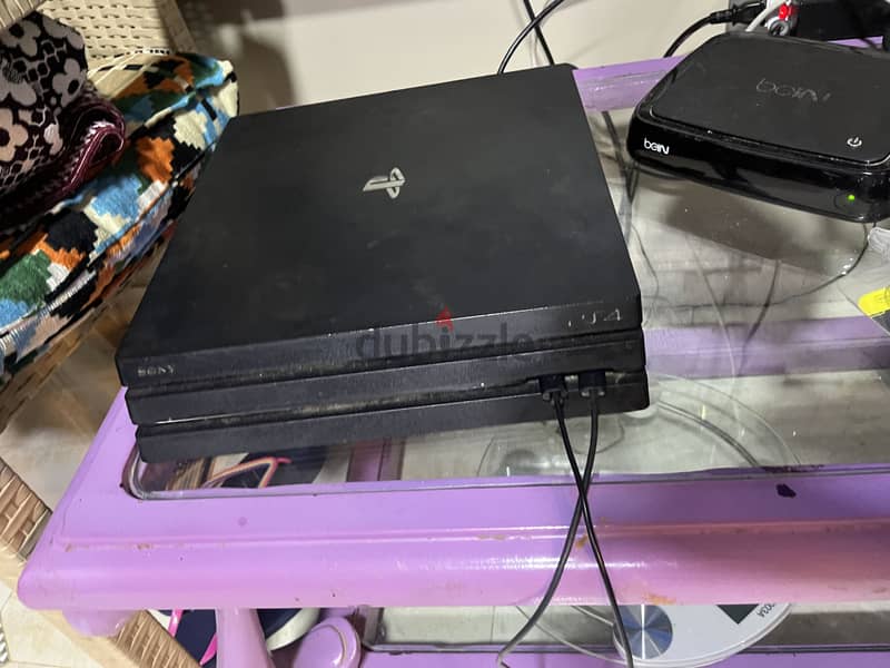 PlayStation 4 pro 3