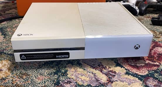 Xbox one 1T ابيض من دبي