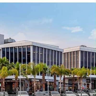 شقة للبيع في كمبوند Waterway West في قلب الشيخ زايد بمقدم 10% و تقسيط حتى 8 سنوات