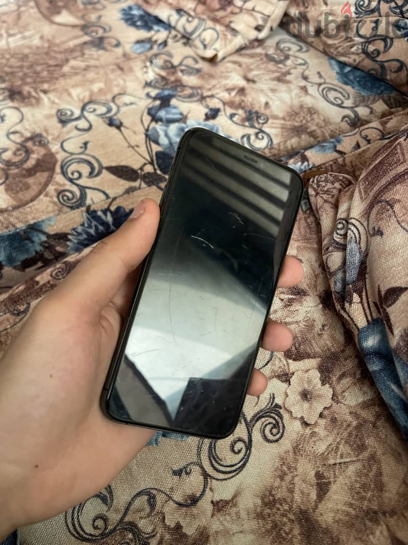 iPhone 11 pro 1