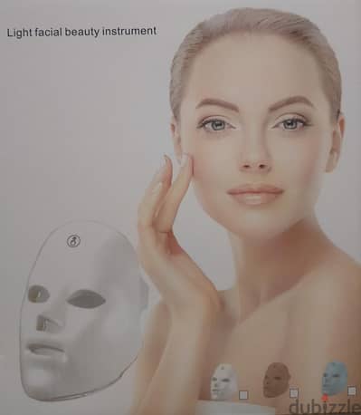 قناع LED