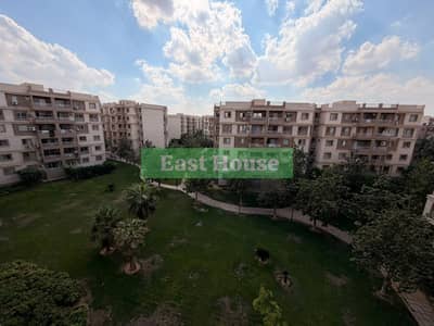 131m² Apartment for Sale in B6 | Garden View
