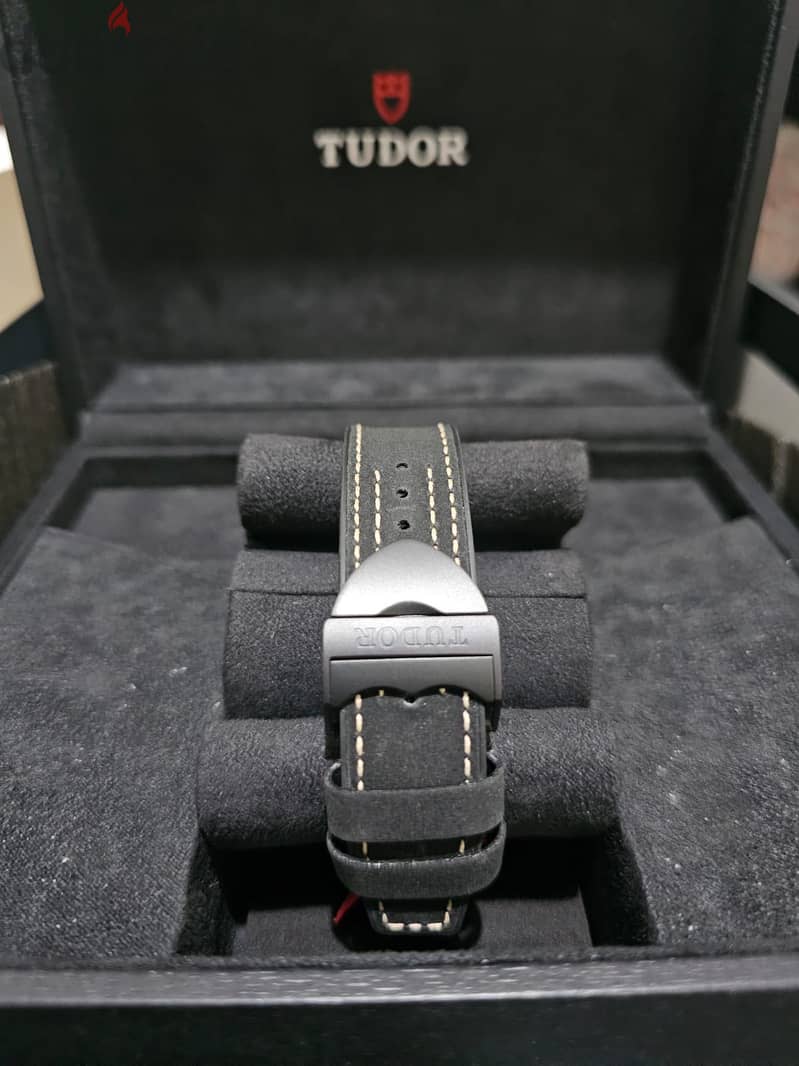 TUDOR BLACK BAY CERAMIC 2021 4