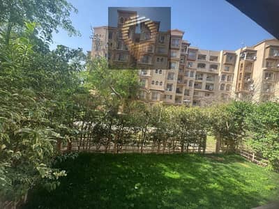 For sale Ground floor apartment, 158m² + 60m² garden in B2, Close to services and Madinaty Club.