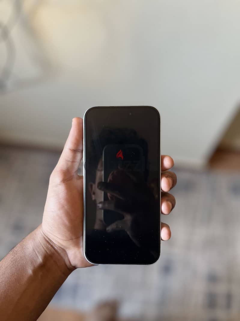 Apple - iPhone 15 2