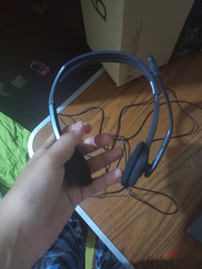 Logitech h111