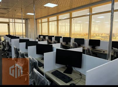 Exclusive مكتب اداري 560 متر مفروش للإيجار في 3 Towers القاهرة الجديدة بجانب الرحاب