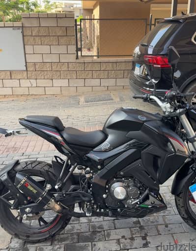 Benelli s200 Benelli s200