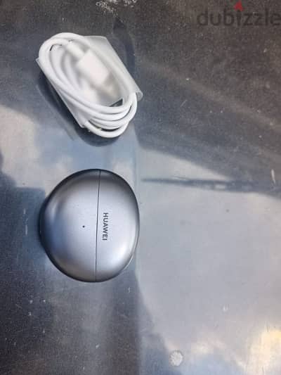 Huawei free buds clip
