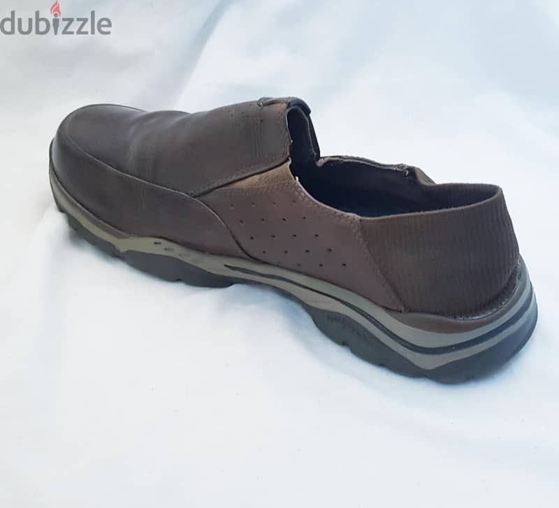 skechers 43 2