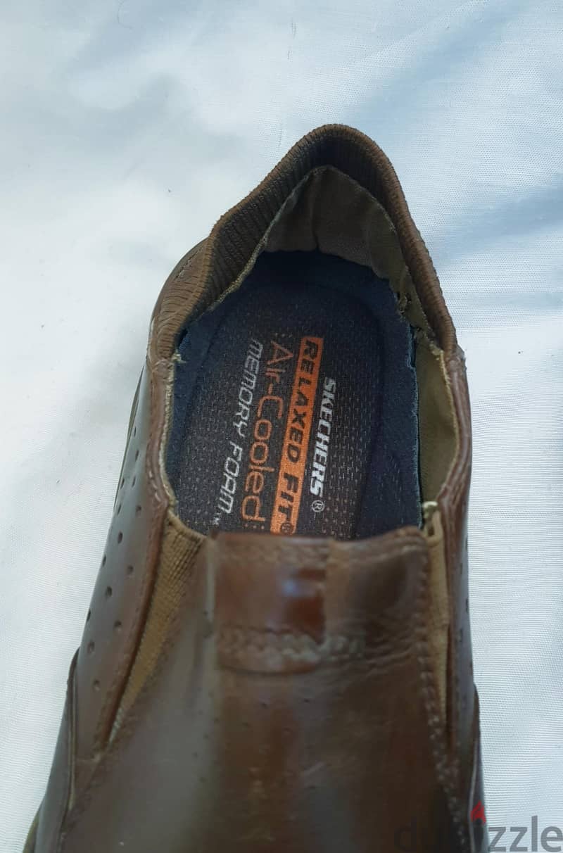 skechers 43 6