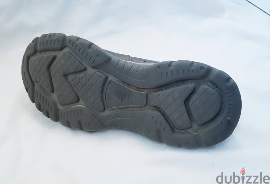 skechers 43 8