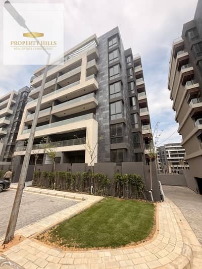 Corner Apartment with Open View in El Patio Oro Corner Apartment with Open View in El Patio Oro