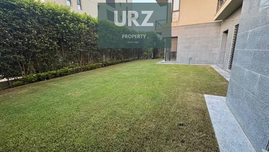 Join the Hyde Park family ! Apartment directly on 90th Street Central Park view prime location next to Z East minutes from Azar and Crescent Walk