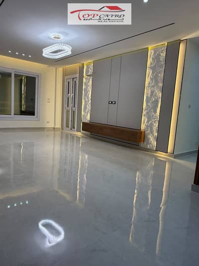 Apartment for sale in Madinaty B6 with finishing and a special location