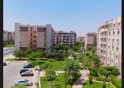 Furnished apartment for rent in Madinaty, Al-Bay 7, Garden View, very special location near services, fully air-conditioned.
