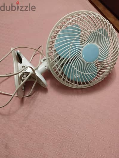 مروحه للمكتب أو الطبخ