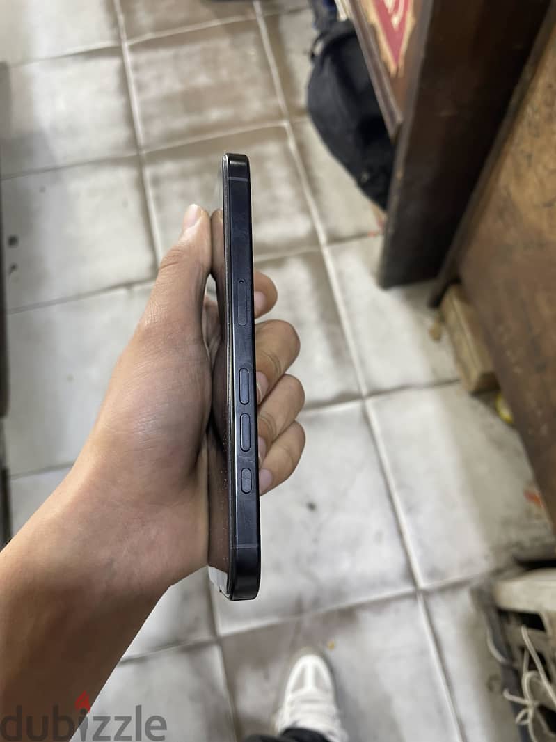 Apple - iPhone 16 Pro 1