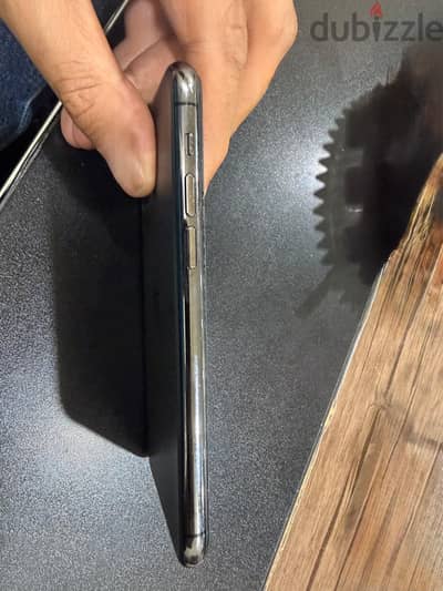 ايفون 11 pro