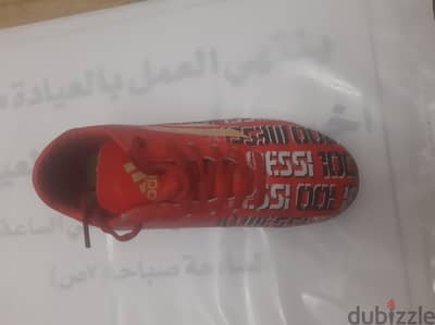 حذاء ترتان رياضى استخدام ٣  مرات فقط
