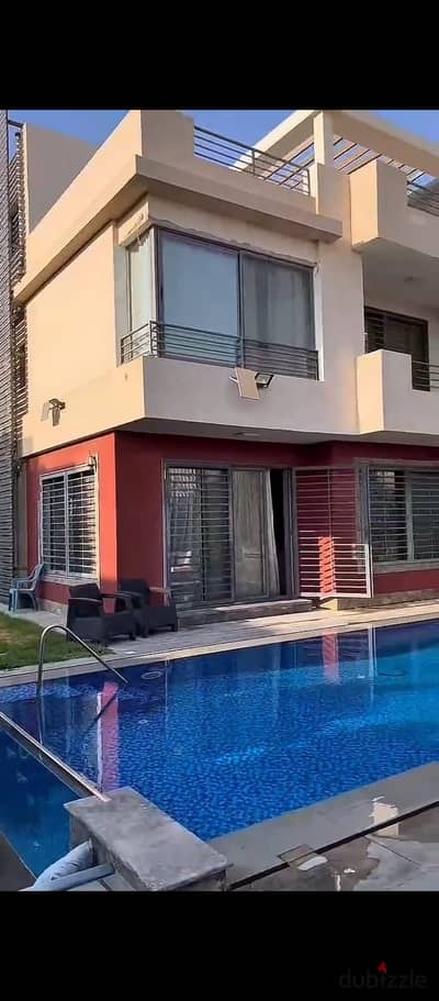 Modern furnished villa for rent with swimming pool, minutes from Arkan Mall and Mall of Arabia