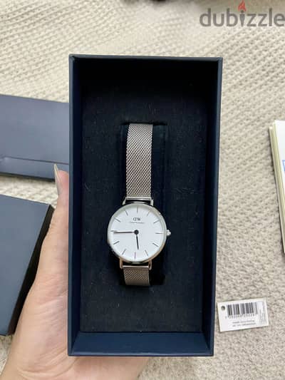 Selling an original Daniel Wellington Petite Sterling (28mm)