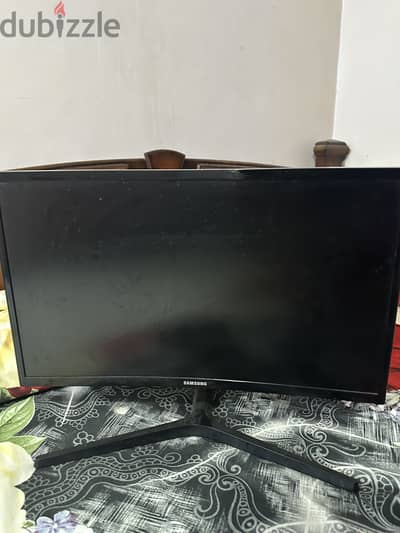 SAMSUNG Odyssey LC24RG50FZEXXP 24” 144hz Curved Gaming Monitor