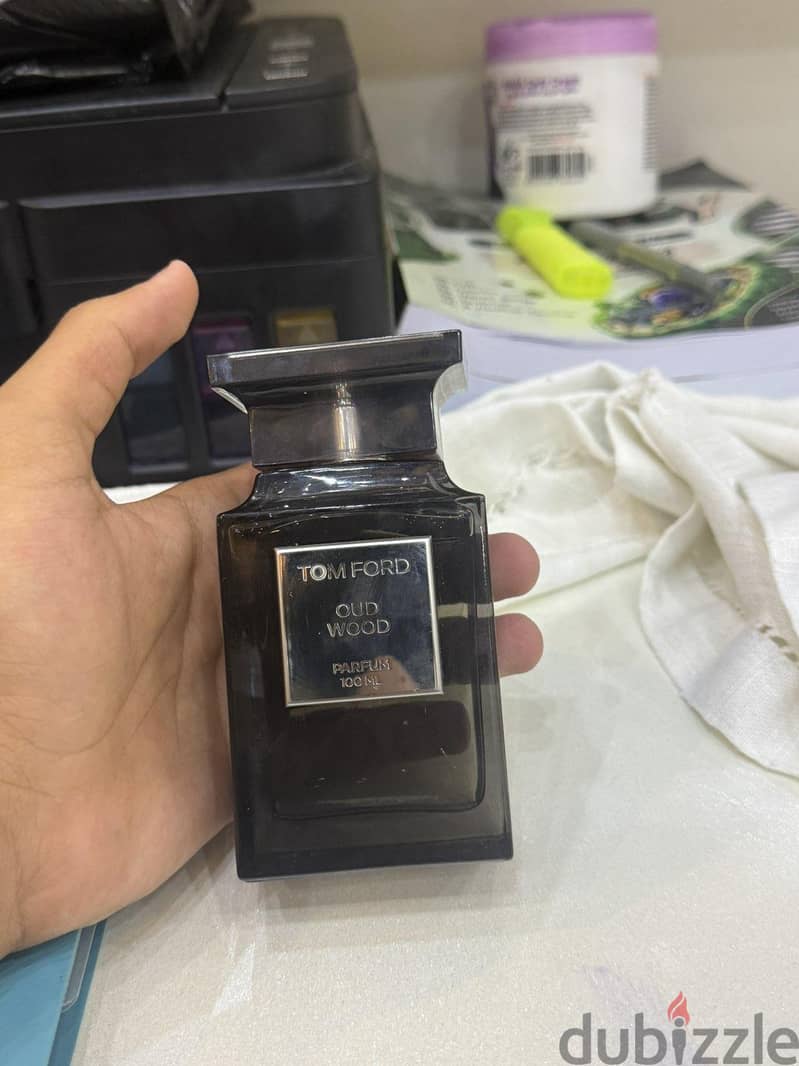 TOM FORD oud wood 2