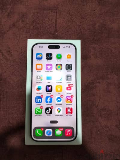 Apple - iPhone 16 Pro Max