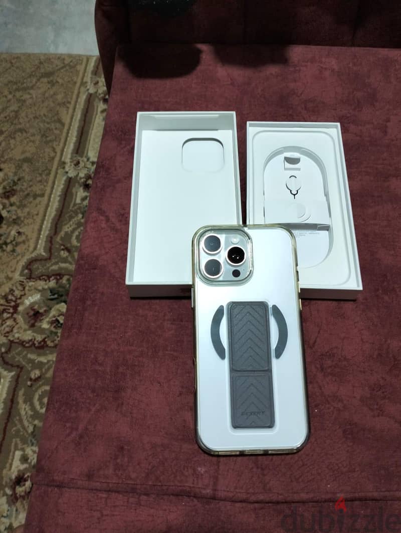 Apple - iPhone 16 Pro Max 10