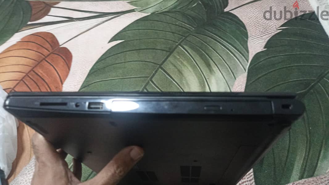 Dell Vostro Cor I3 8th gen 5