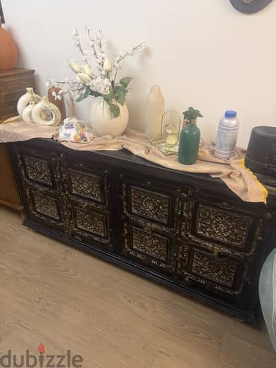 فرفة سفرة و غرفة نوم للبيع