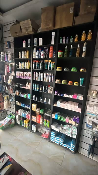 Pharmacy for rent on a main street in Nasr City, operational and equipped