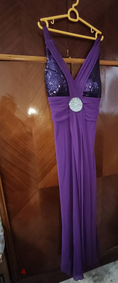 فستان سهرة