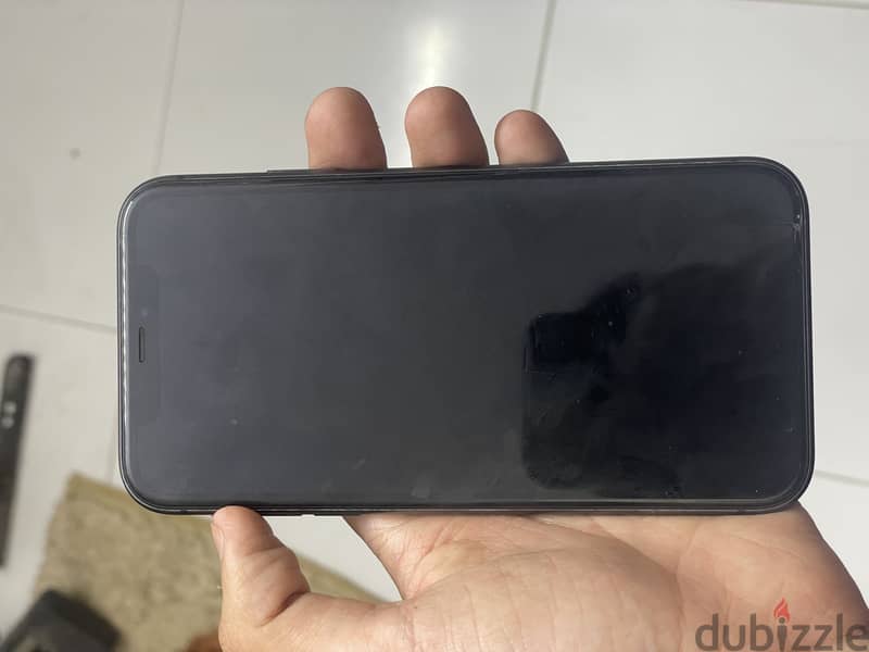 Apple - iPhone 11 4