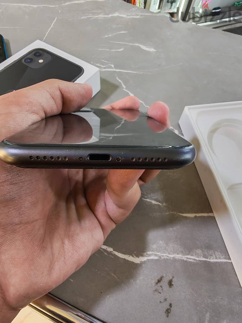 Apple - iPhone 11 2