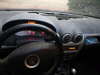 Renault Logan 2012