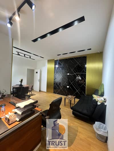 Administrative office for rent at Gate 9 Beverly Hills | 140m + outdoor space | Private entrance