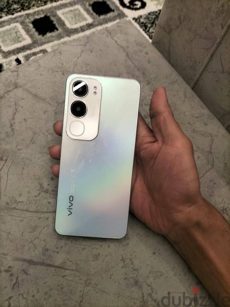 vivo Y19s 1