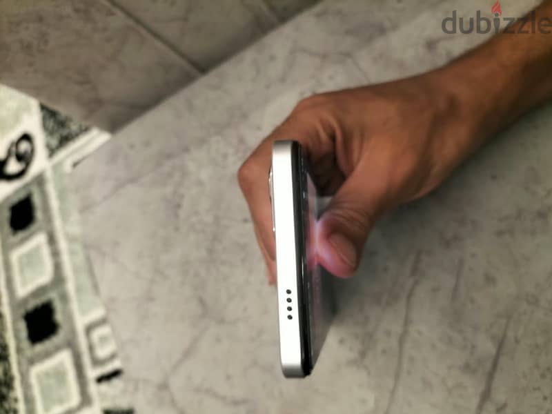 vivo Y19s 3