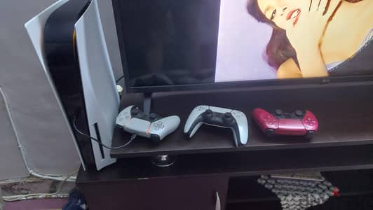للبيع جهاز ps5 cd edition