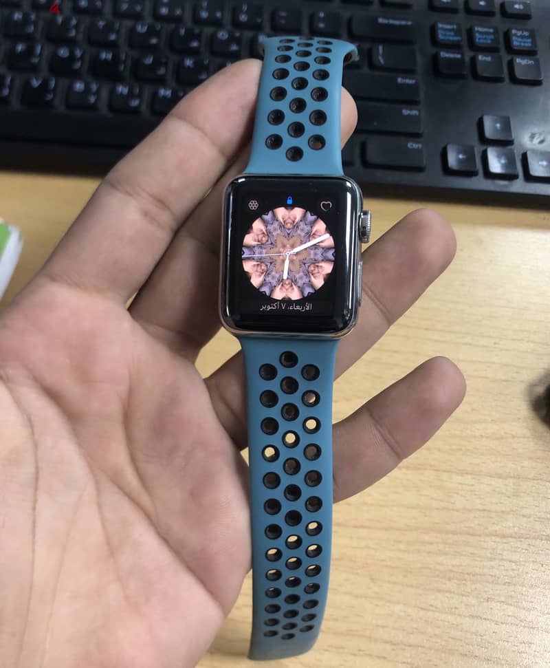 Apple Watch Series 3 38mm Excellent condition 1
