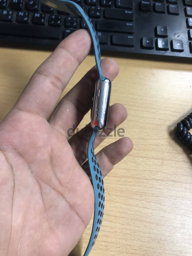 Apple Watch Series 3 38mm Excellent condition 3