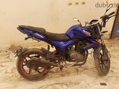مكنه بنيلي vlr 200 sport
