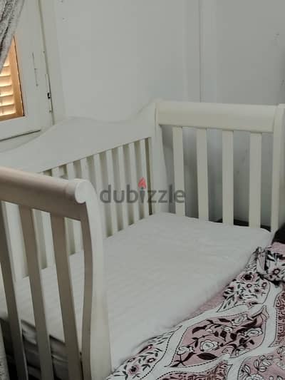 سرير بيبي كبير Baby Crib