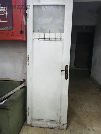 باب حمام عرض ٧٠ سم